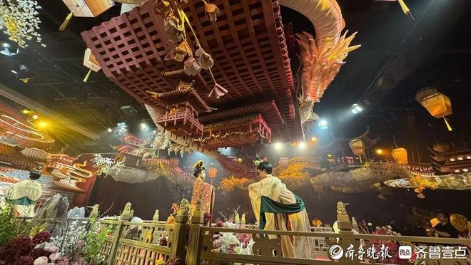 锁甜蜜经济青岛邮轮母港打造网红打卡地j9九游会登录婚姻登记+邮轮文旅解(图1)