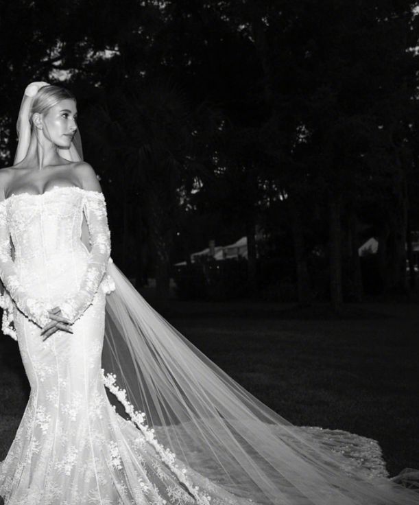 12套婚纱没一件好看网友评价品味太差J9国际集团徐艺洋黄子韬10月婚礼试(图5)